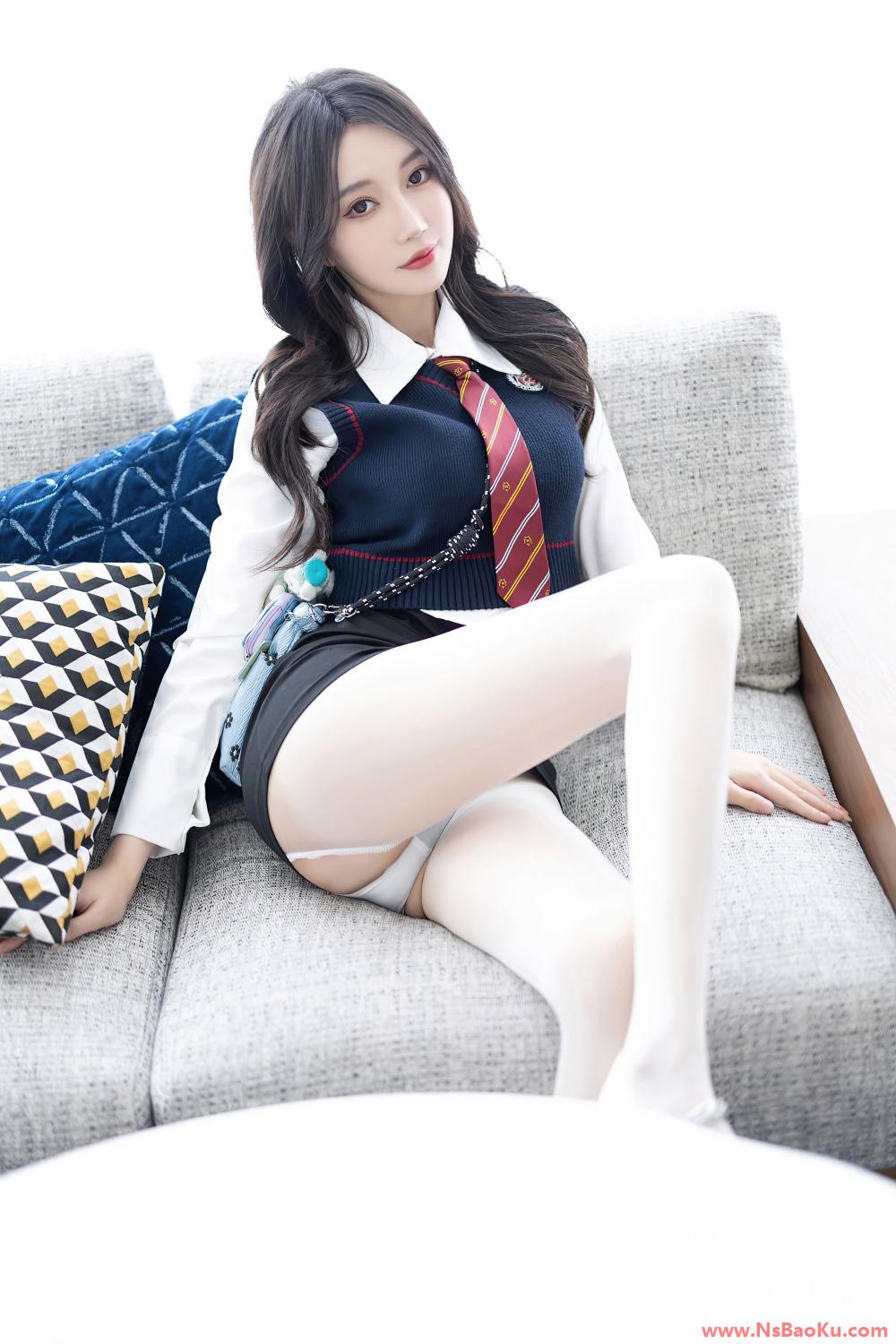 图片[2]-[XIUREN绣人网] 2024.03.18 NO.8247 玥儿玥 [83P/633MB]-男士宝库