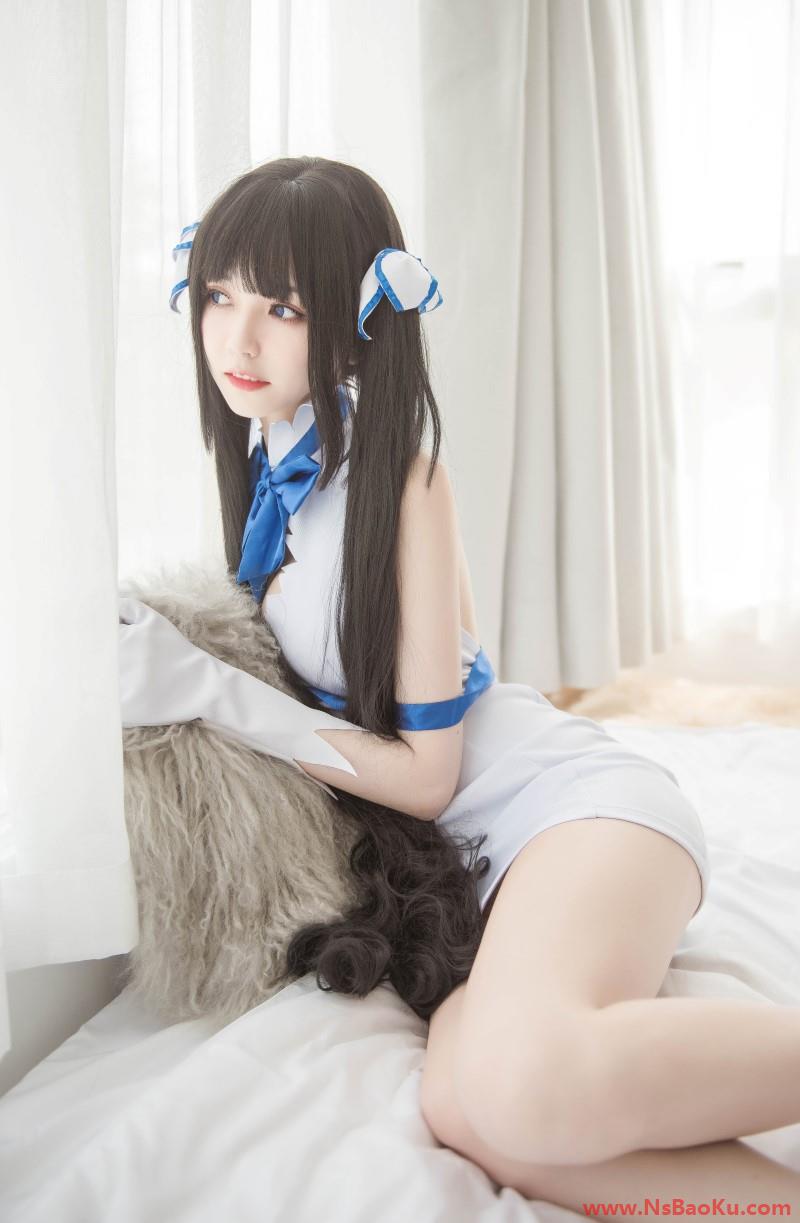 微博妹纸@逐月SU—车内篇 [45P/80.3MB]-男士宝库