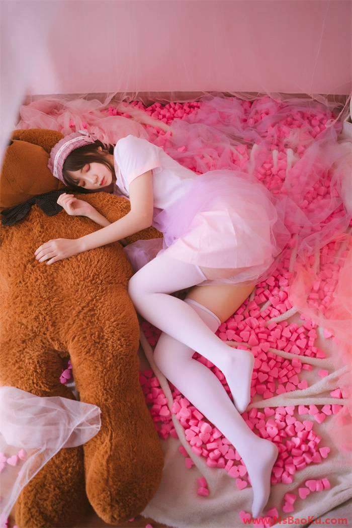网紅妹纸@疯猫ss – 丝袜狂想曲(粉) [54P/623MB]-男士宝库