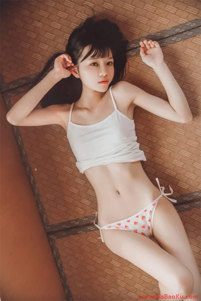 罗利风COS 桜桃喵 – 小背心换水手服1、2合辑 [144P/416MB]-男士宝库