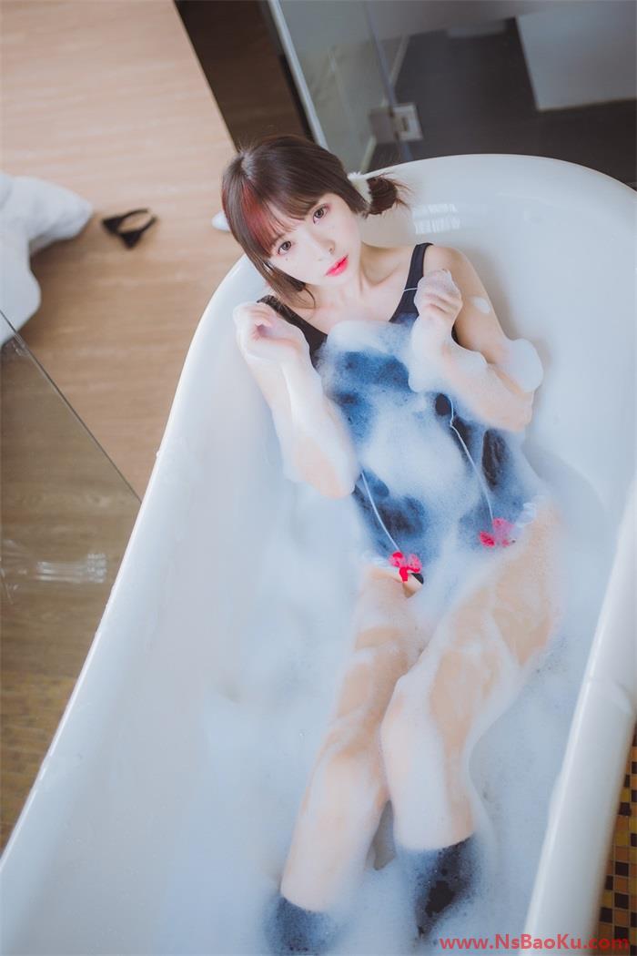 图片[3]-网紅Coser@疯猫ss -浴缸 [33P/225MB]-男士宝库