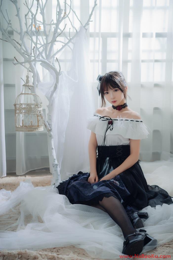 网紅Coser@疯猫ss -小裙子 [22P/177MB]-男士宝库