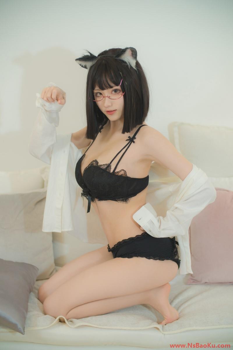 图片[2]-网紅Coser@面饼仙儿 – 复古内依套 [25P/274MB]-男士宝库