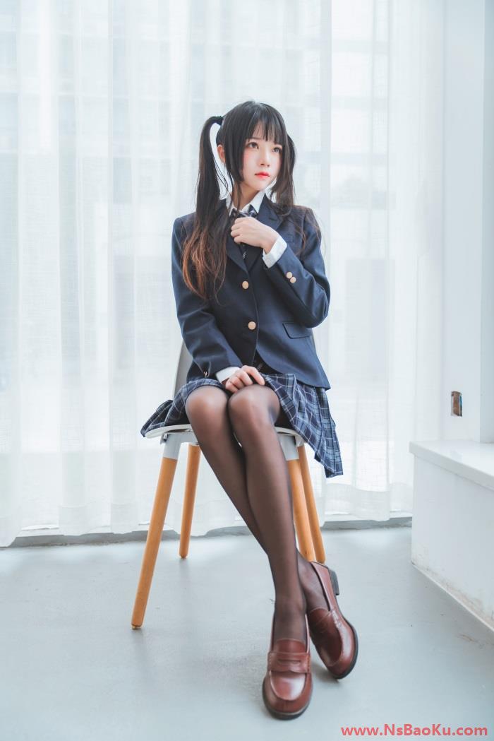 图片[3]-网紅Coser@桜桃喵 – 冬季制服丝秀 [45P/593MB]-男士宝库