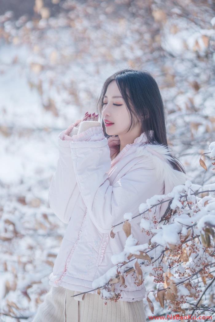 人气动漫Coser@Shika小鹿鹿 雪景 [28P/154MB]-男士宝库