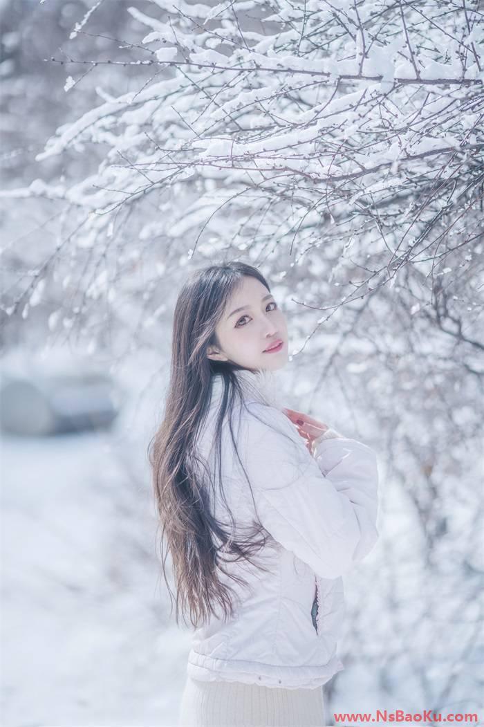 图片[2]-人气动漫Coser@Shika小鹿鹿 雪景 [28P/154MB]-男士宝库