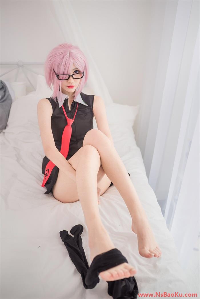 图片[4]-微博红人动漫Coser@南桃Momoko 玛修制服 [29P/34.3MB]-男士宝库
