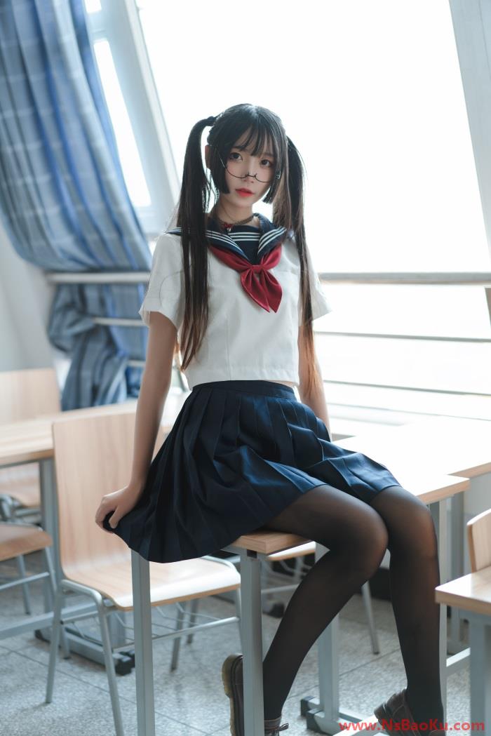 图片[3]-微博红人Coser@五更百鬼 JK制服 [43P/431MB]-男士宝库