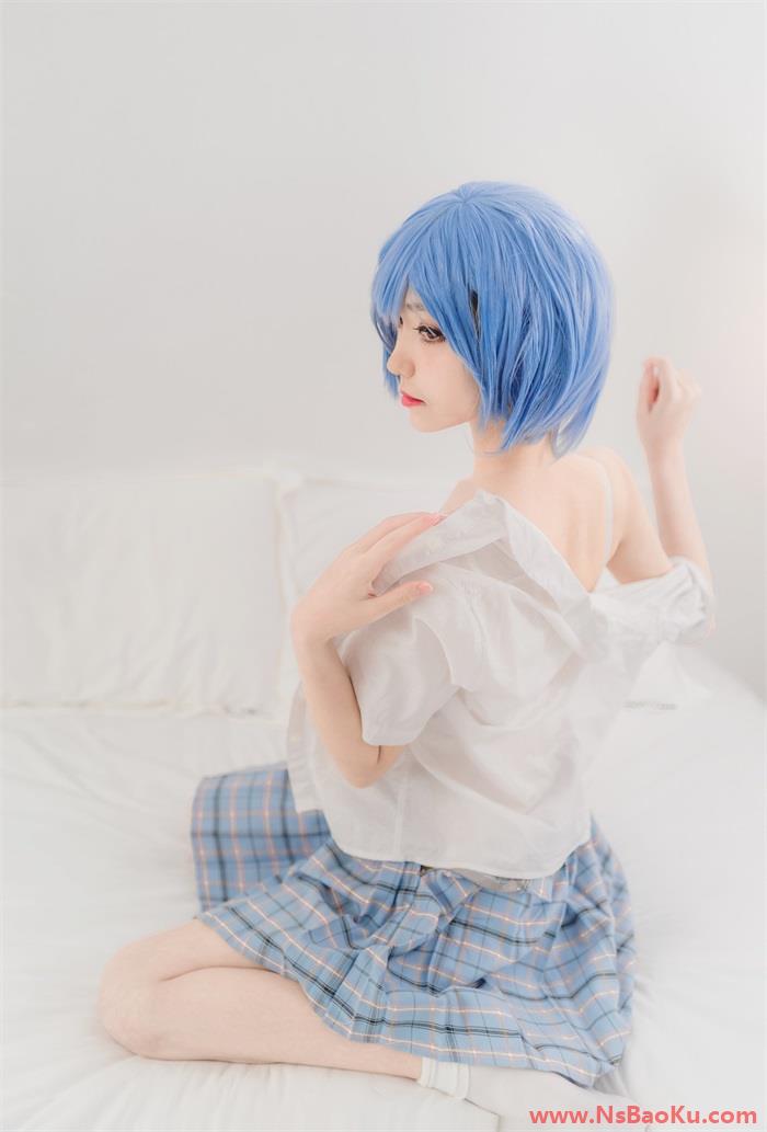 微博红人动漫Coser@南桃Momoko 绫波丽制服 [23P/18.6MB]-男士宝库