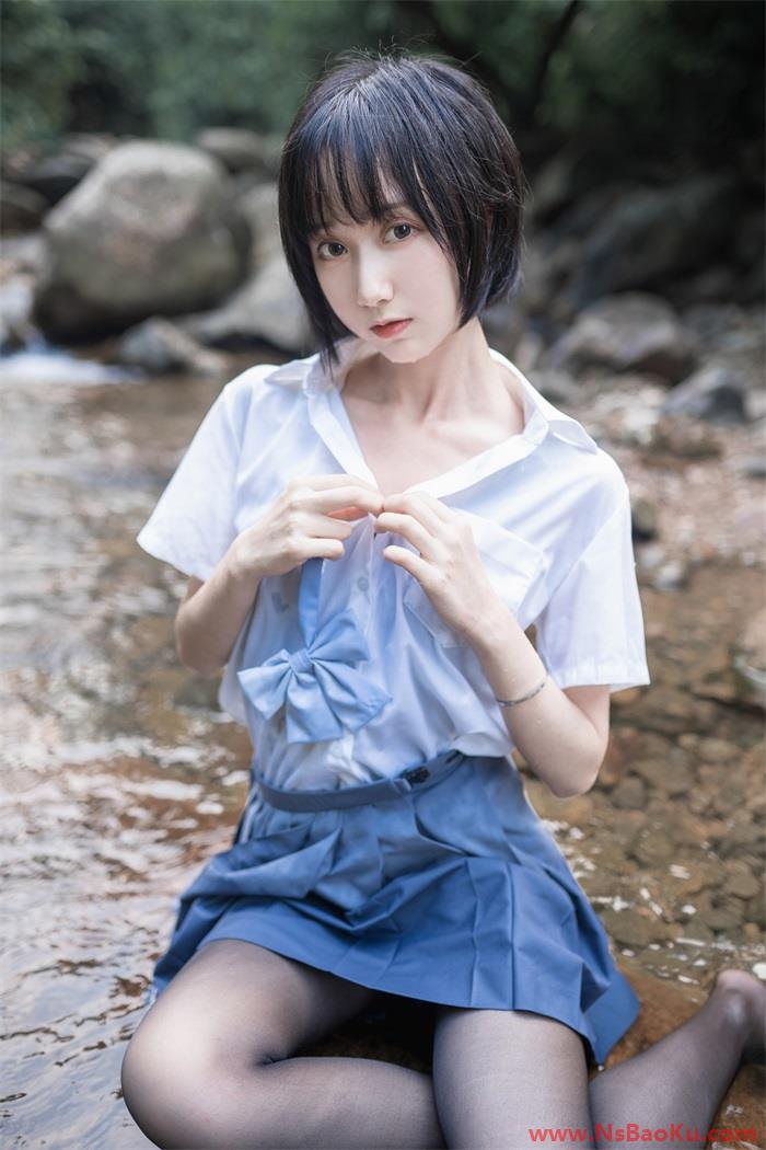 图片[4]-网紅Coser@木绵绵OwO – 水色溪边制服 [52P/234MB]-男士宝库