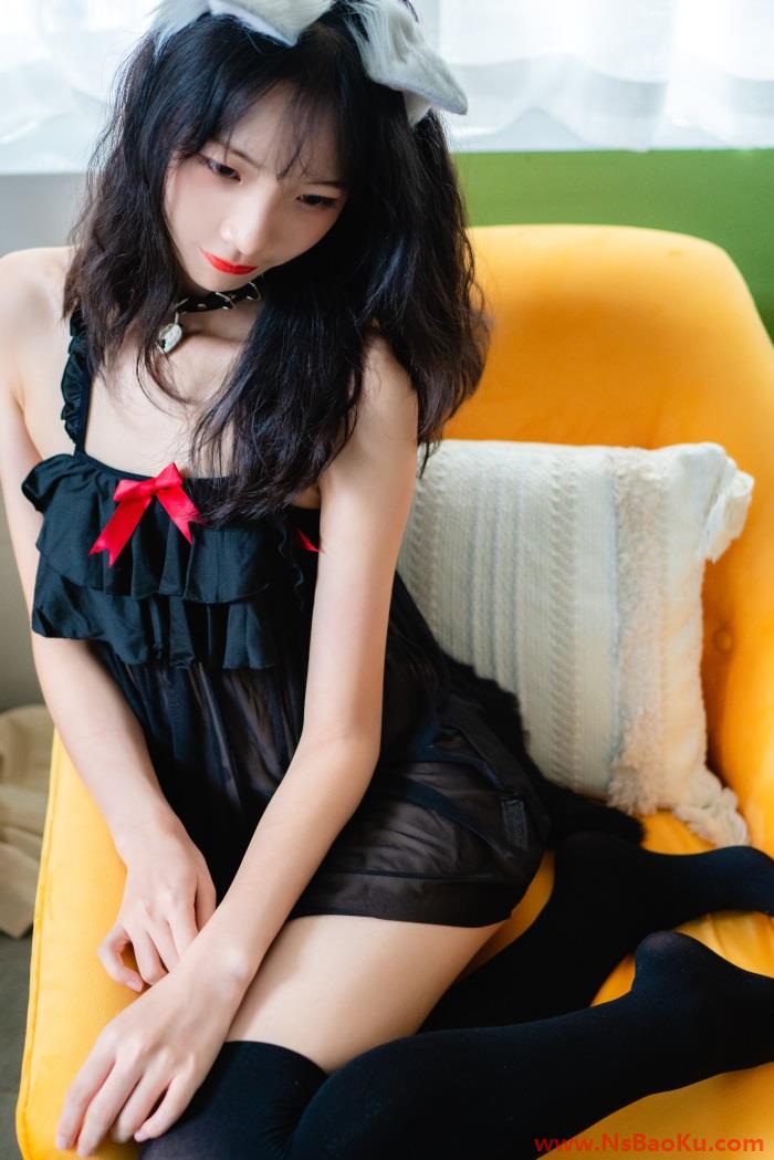 图片[4]-人气博主@西瓜少女 猫尾私房写真 [24P/310MB]-男士宝库
