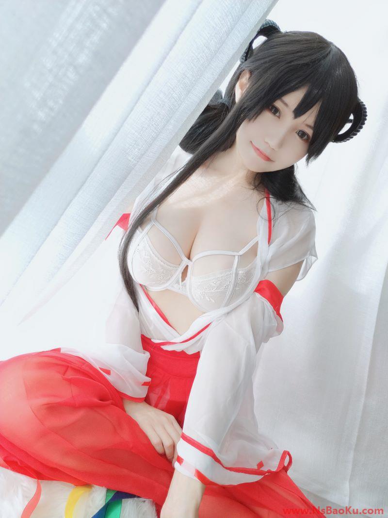 知名动漫Coser@rioko凉凉子 圣诞贝尔法斯特 [24P/1V/233MB]-男士宝库