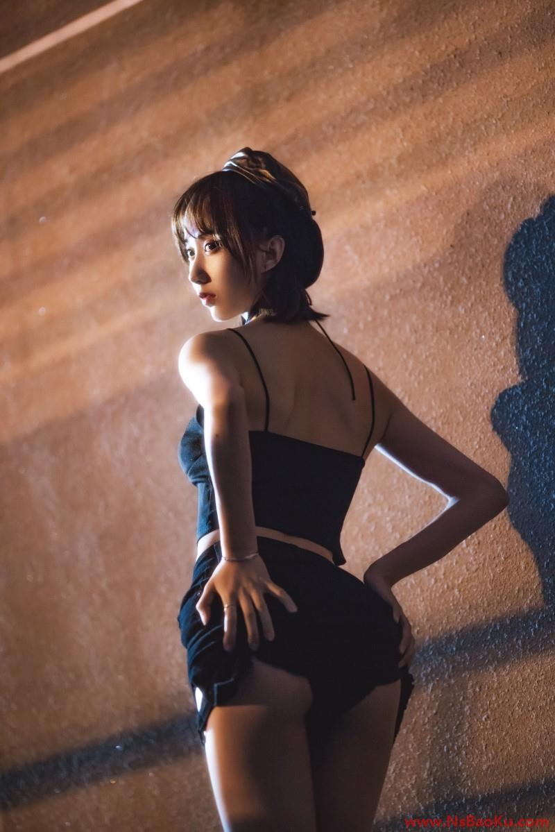 图片[3]-网紅Coser@木绵绵OwO 室外短裙 [58P/1.97G]-男士宝库