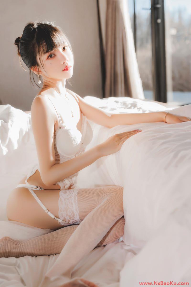 图片[2]-人气Coser@桜桃喵 白纱糖02 [35P/582MB]-男士宝库